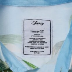 LOUNGEFLY Lilo & Stitch Beach Scene Unisex Camp Shirt -Animation Bag Store AOFfm53RFcrCGckAhQ4xAlARRNhHRPY4w7iJAIaS